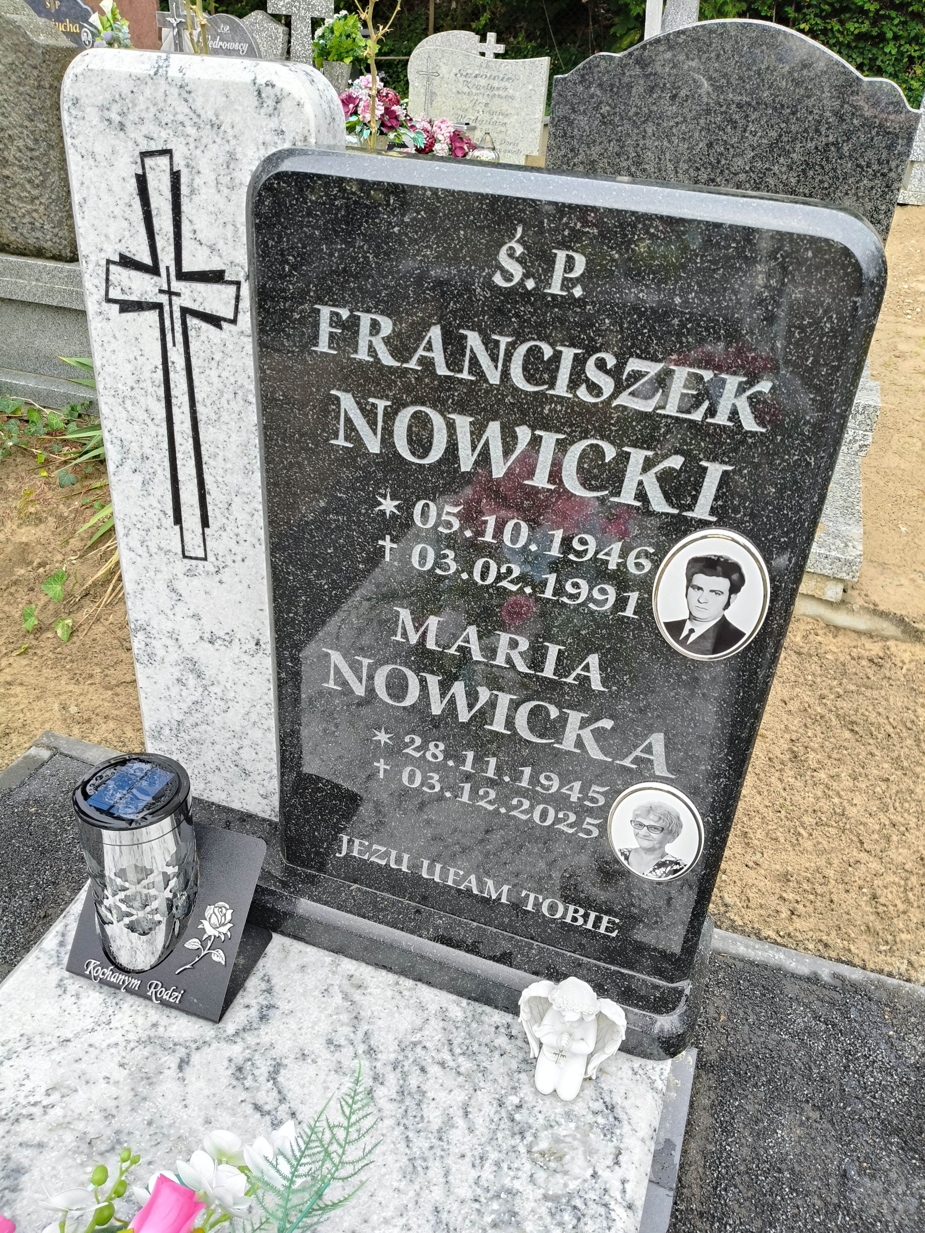 Grób Franciszek Nowicki 